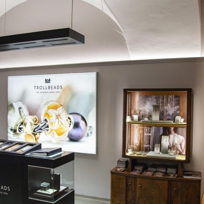impianto elettrico e illuminazione per gioielleria (11)
