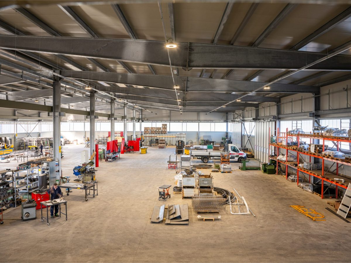 Impianto elettrico stabilimento officina meccanica