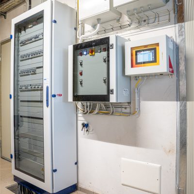 impianto-elettrico-stalla-allevamento-vacche-02